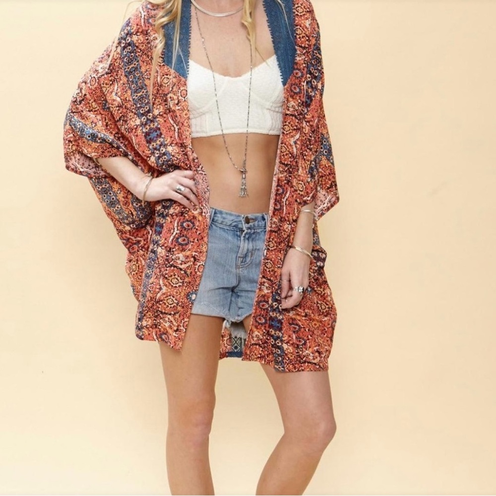 Sloane Rouge Anthropologie NWT Boho Kimono w/ Blue Crochet Lace Trim Size M/L